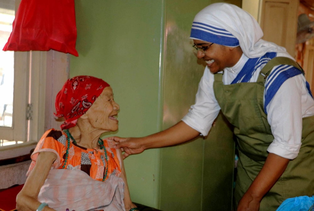 Missionaries Of Charity Care For The Dying In Nepals Holiest Temple Global Sisters Report 